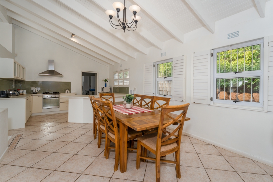 4 Bedroom Property for Sale in Simons Kloof Western Cape